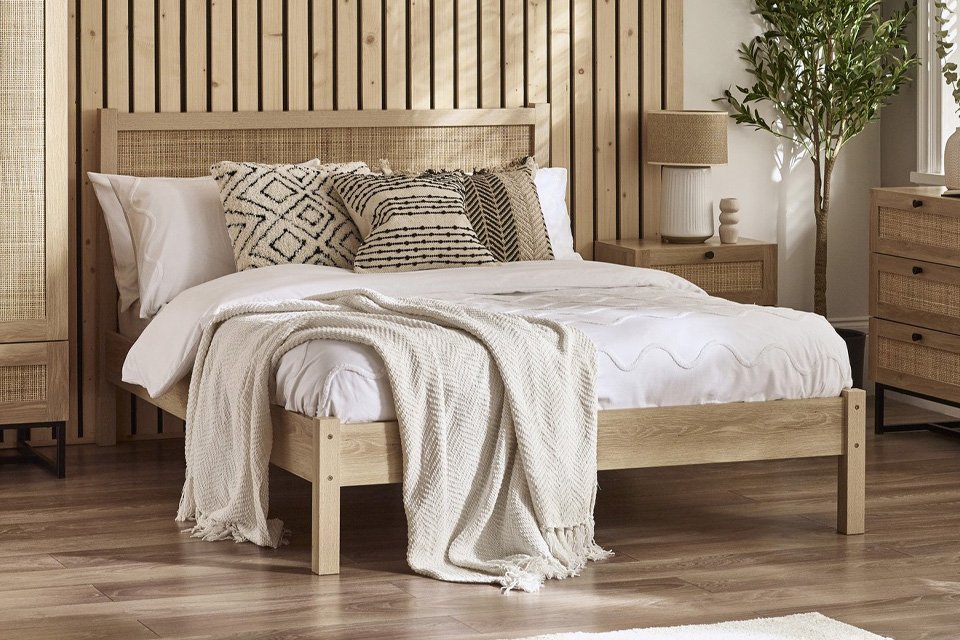 Julian Bowen Padstow Double Wooden Bed Frame in oak finish.